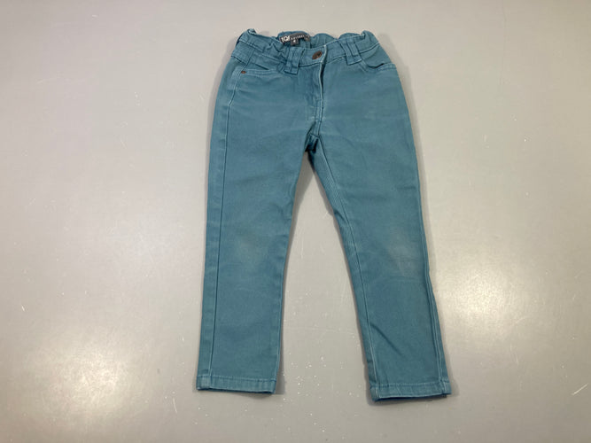 Pantalon vert bleurté un peu délavé, moins cher chez Petit Kiwi
