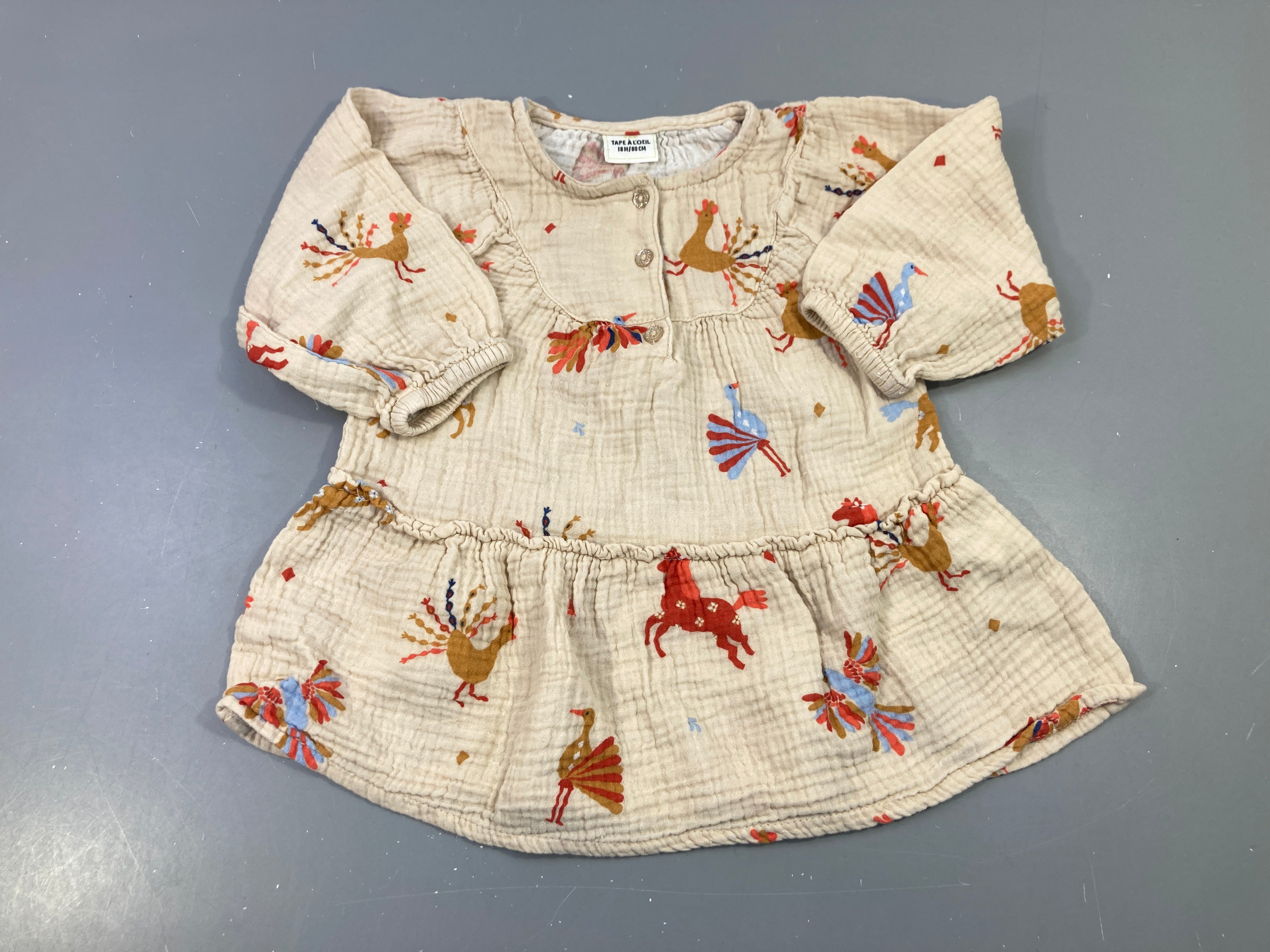 Robe m.l tetra beige animaux ocres
