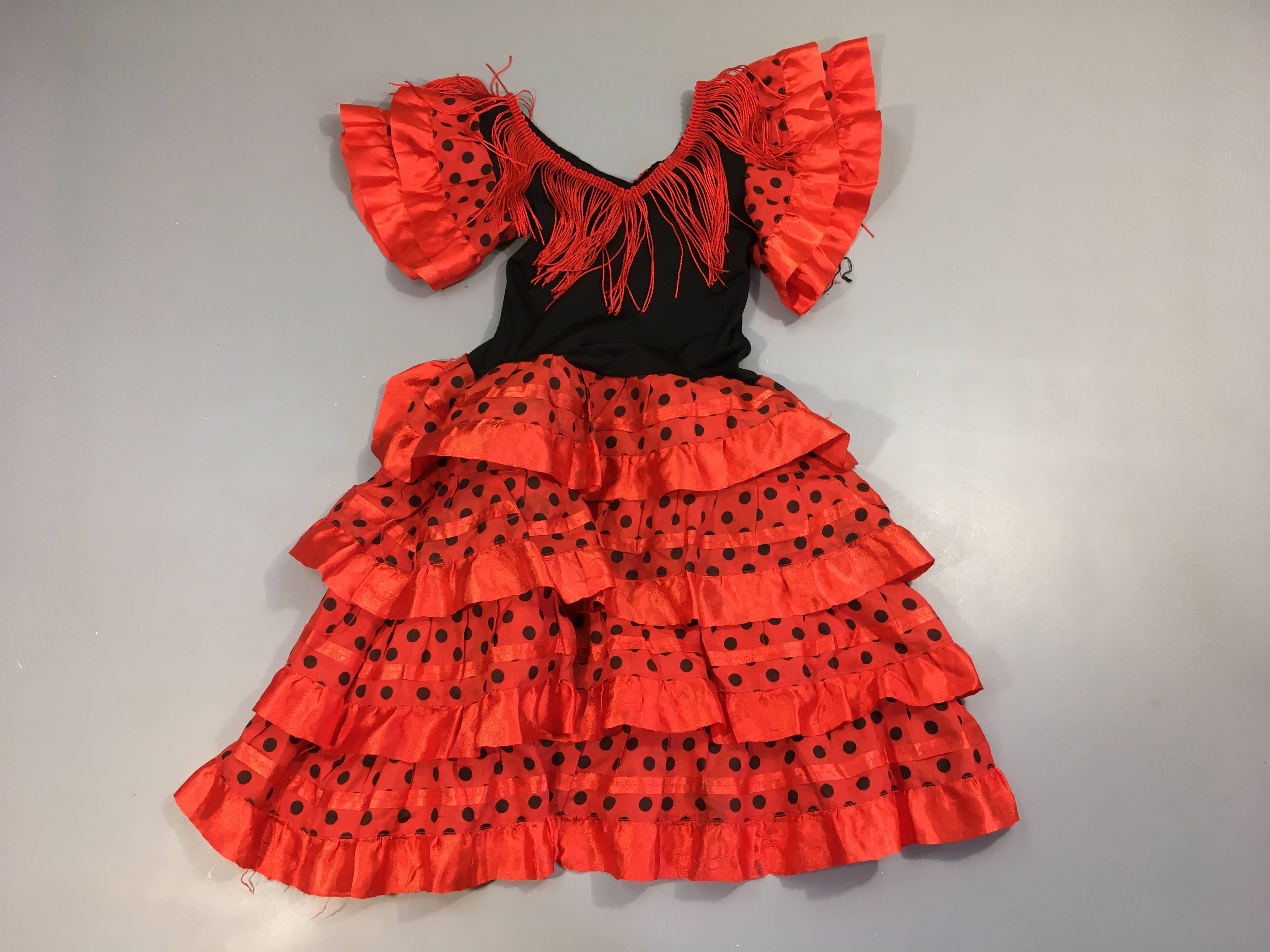 Déguisement robe flamenco, usé