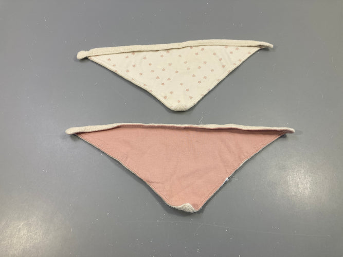 Lot de 2 bavoirs bandana rose/blanc fleuri, légèrement bouloché, moins cher chez Petit Kiwi