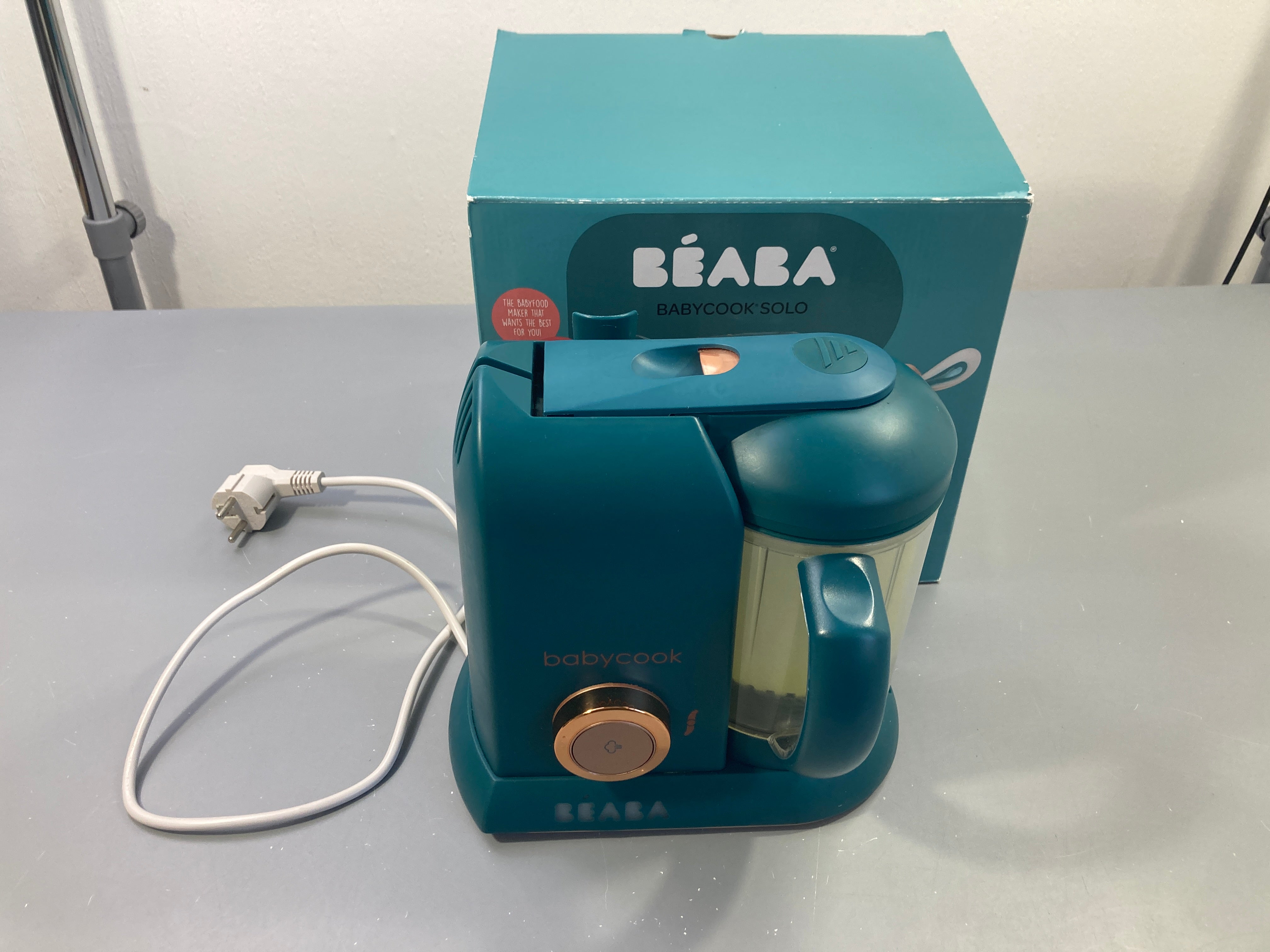 Babycook solo bleu canard, plastique jauni, a servi, non testé