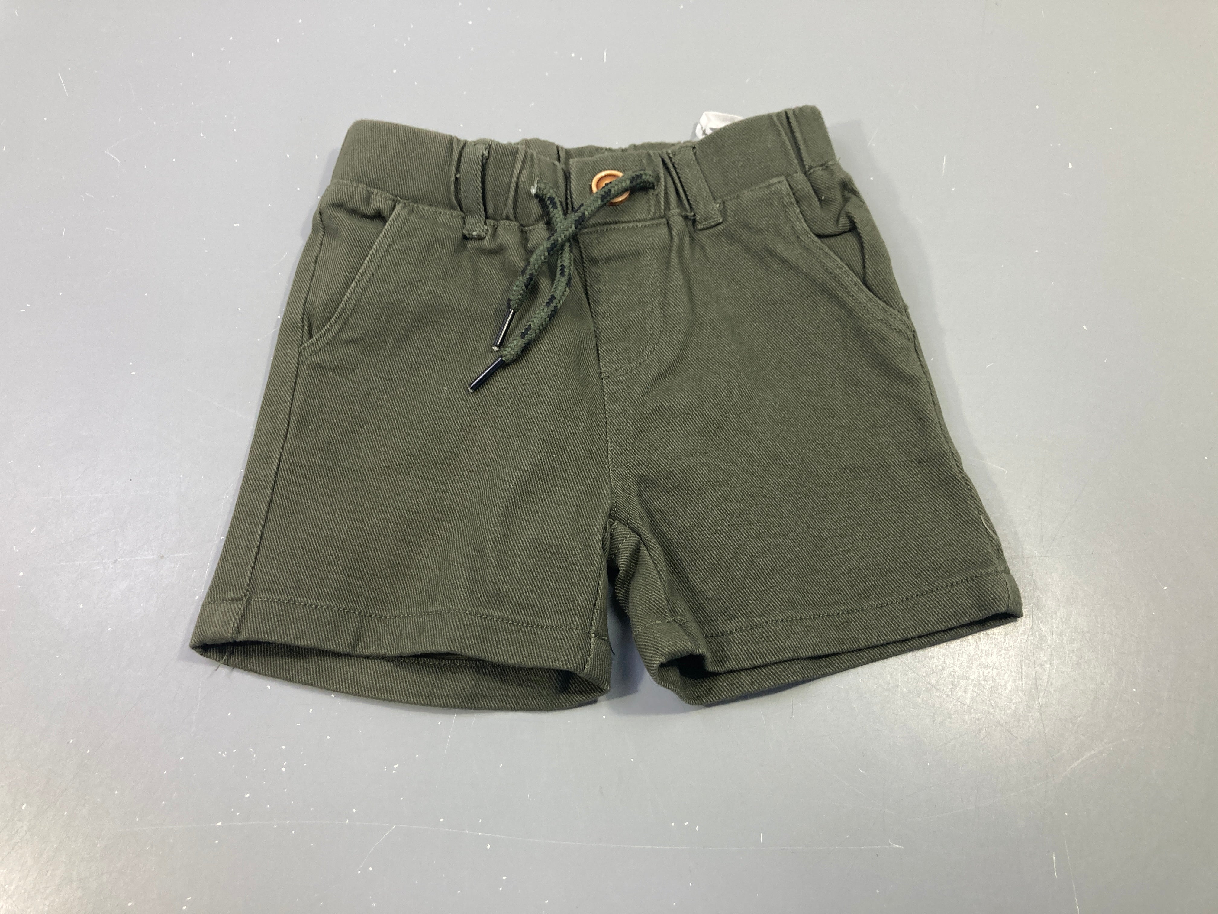 Short toile épaisse kaki