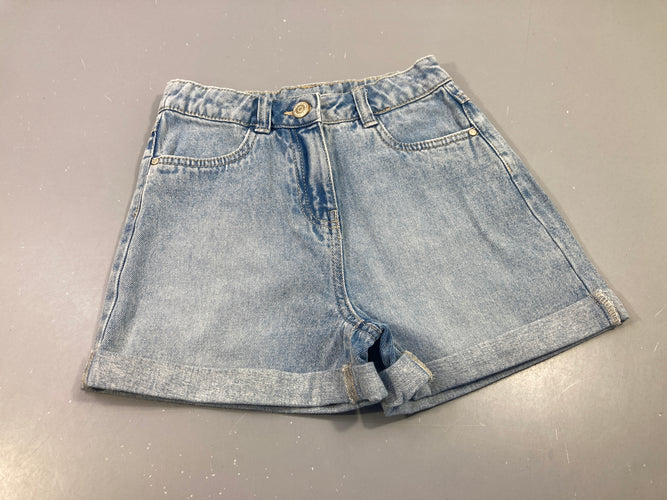 Short jean bleu delavé, moins cher chez Petit Kiwi