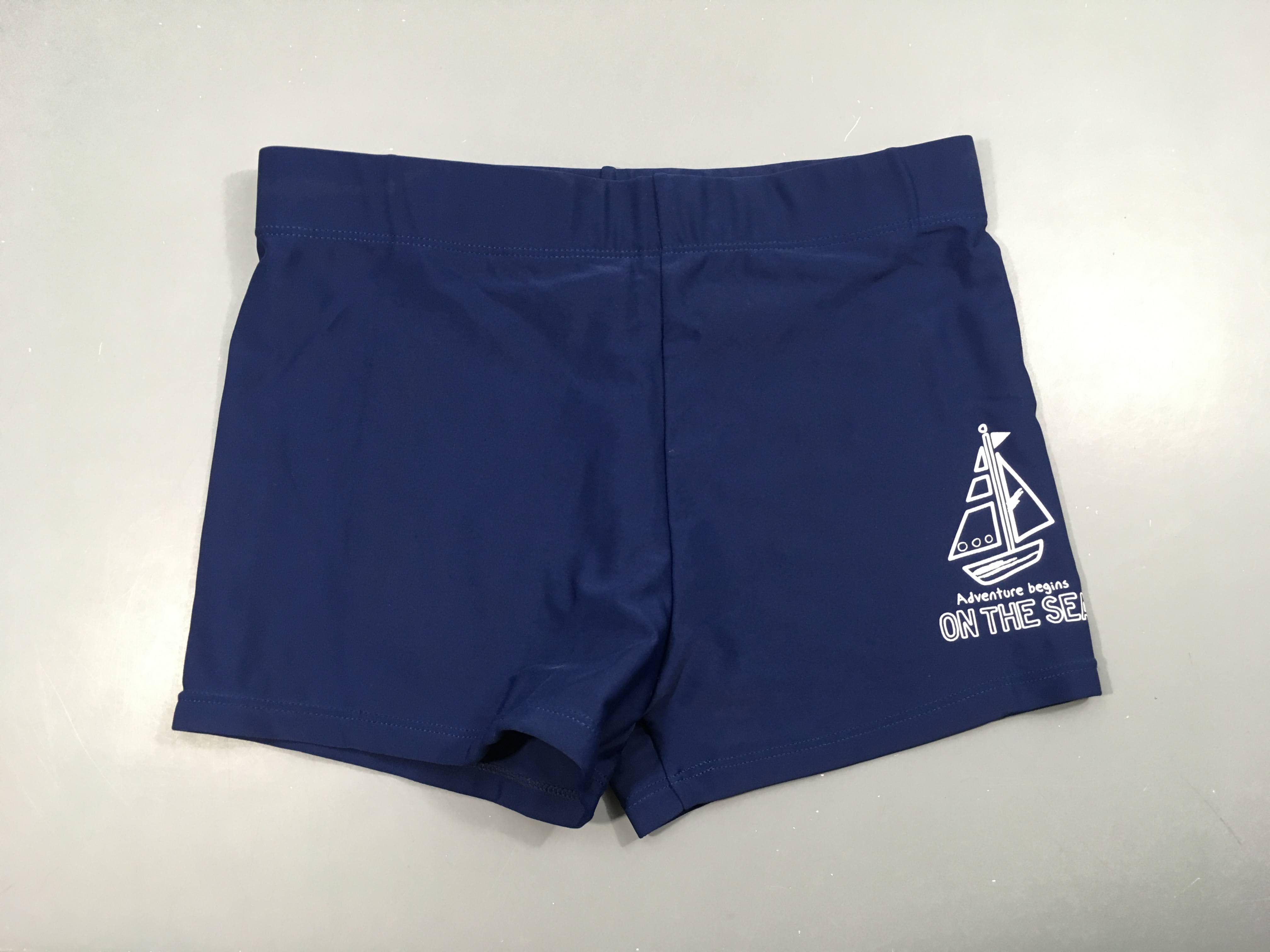 Maillot boxer bleu foncé on the sea bateau