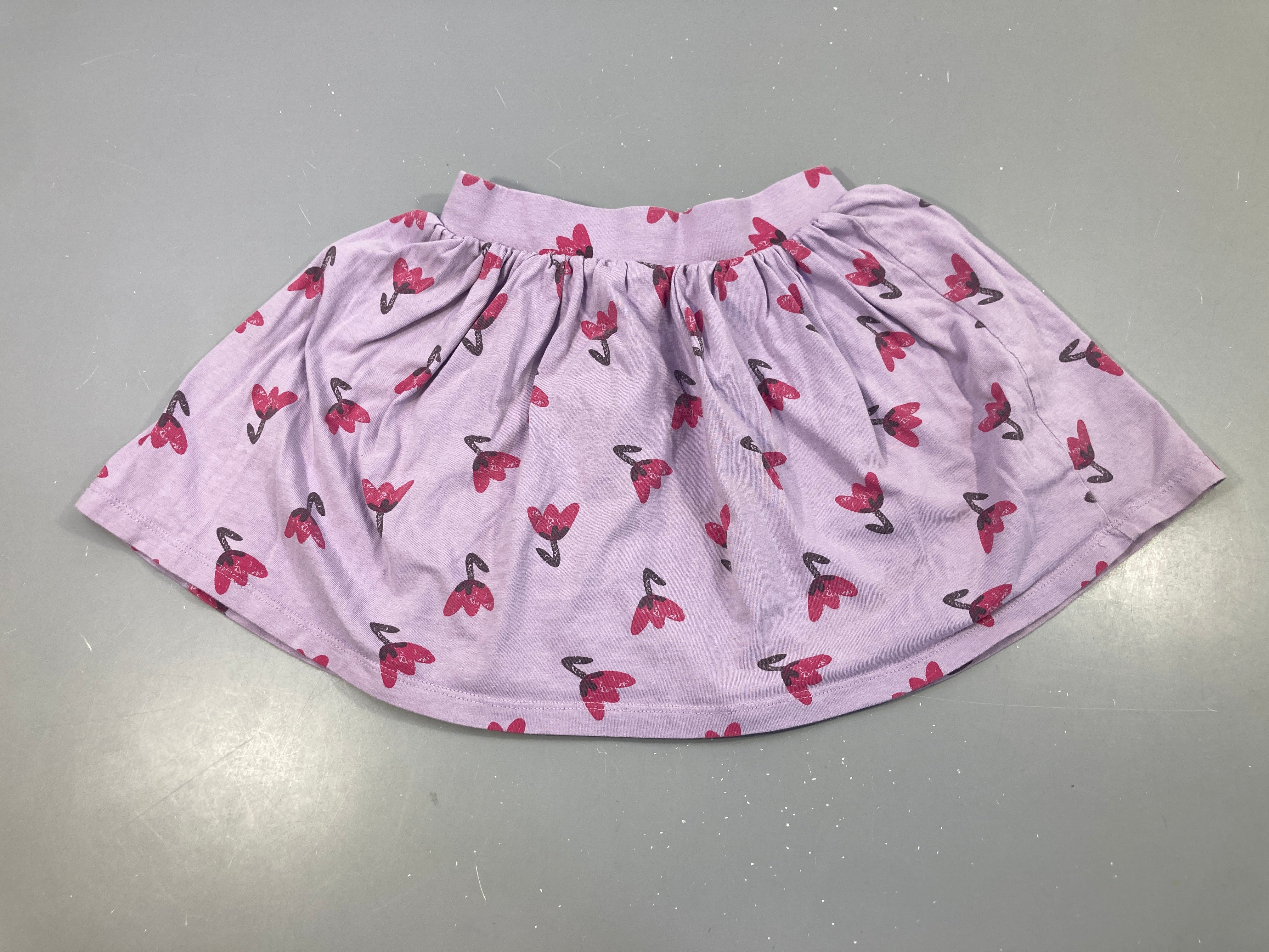 Jupe mauve coeurs roses