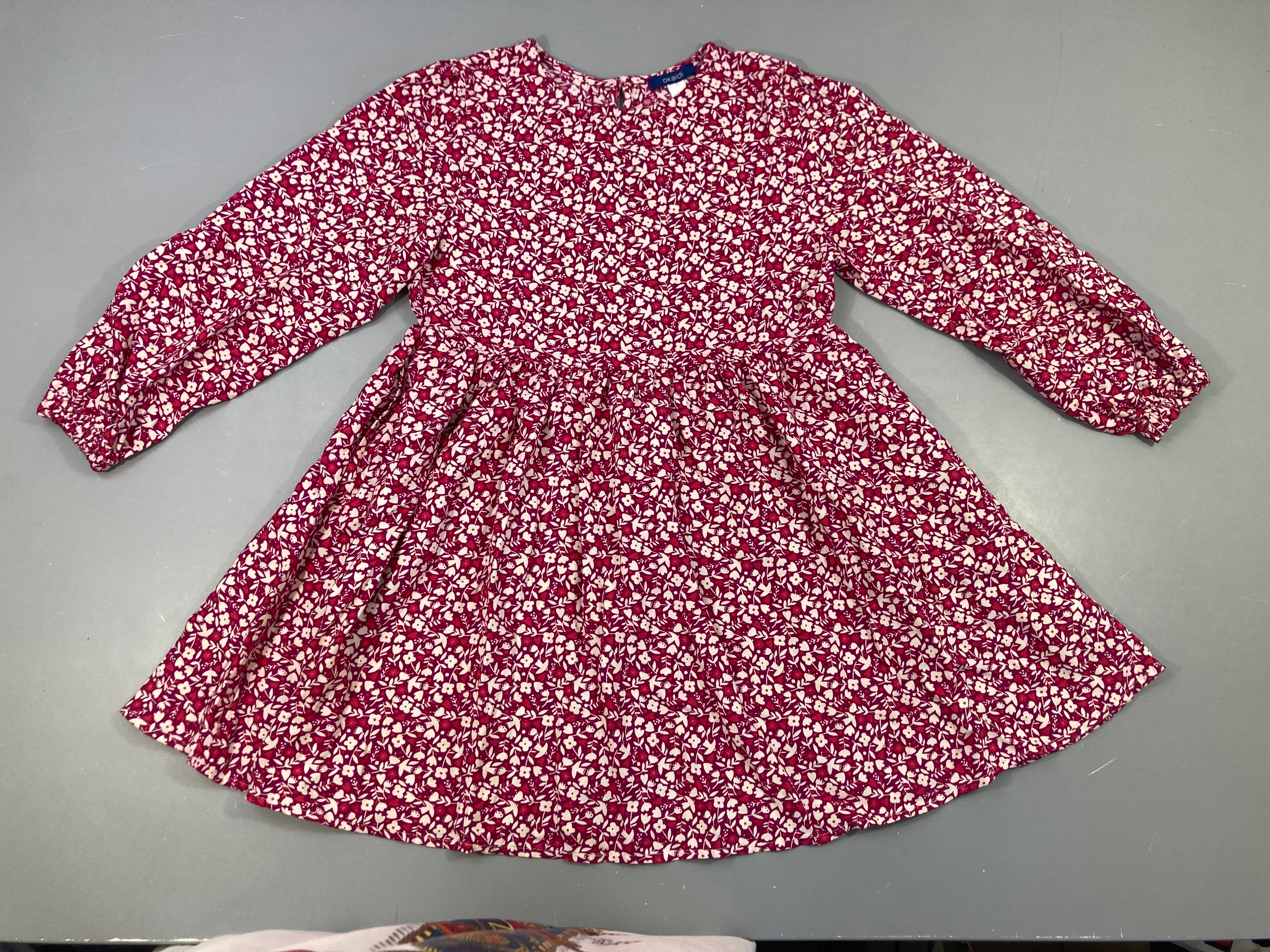 Robe m.l rose fleurs blanches