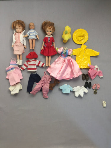 Martine et son chien Patapouf, lot poupées Vintage + vêtements  - 19 cm, moins cher chez Petit Kiwi