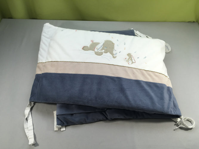 Tour de lit velours blanc/bleu Bao et Wapi, moins cher chez Petit Kiwi