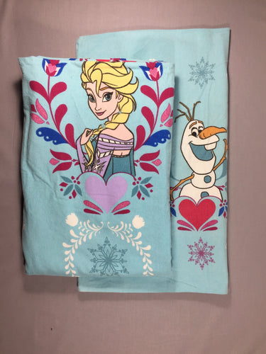 Housse de couette flanelle 130x 190 + 1 taie 60x60 - La reine des neiges - boulochée, moins cher chez Petit Kiwi