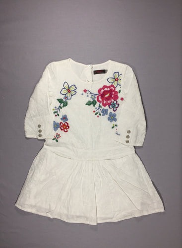 Robe blanche manches 3/4 - fleurs brodées - TB état, moins cher chez Petit Kiwi