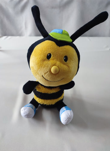 Peluche abeille avec casquette et baskets - 40cm, moins cher chez Petit Kiwi