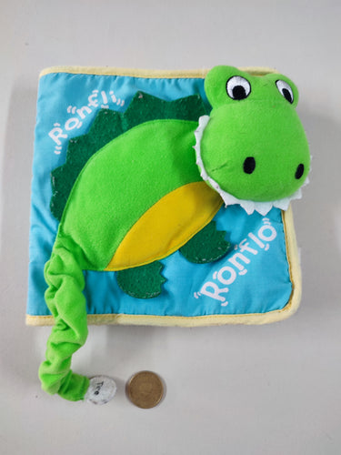 Livre tissu crocodile "Ronfli Ronflo", moins cher chez Petit Kiwi