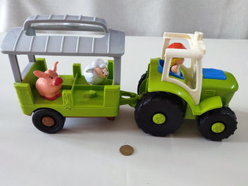Tracteur vert Little people avec 1 personnage et 2 animaux sonore