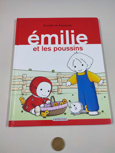 Emilie et les poussins, moins cher chez Petit Kiwi