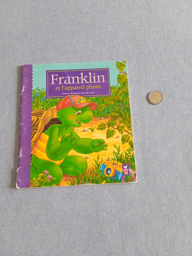 Franklin et l'appareil photo (couverture déchirée à l'arrière), moins cher chez Petit Kiwi