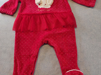 Pyjama velours rouge à pois blanc tête de renne tulle au col et à la taille 