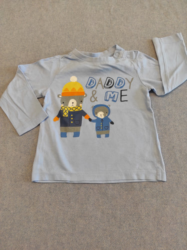 T-shirt m.l bleu clair oursons "Daddy &me" (toute petite tache à la manche), moins cher chez Petit Kiwi