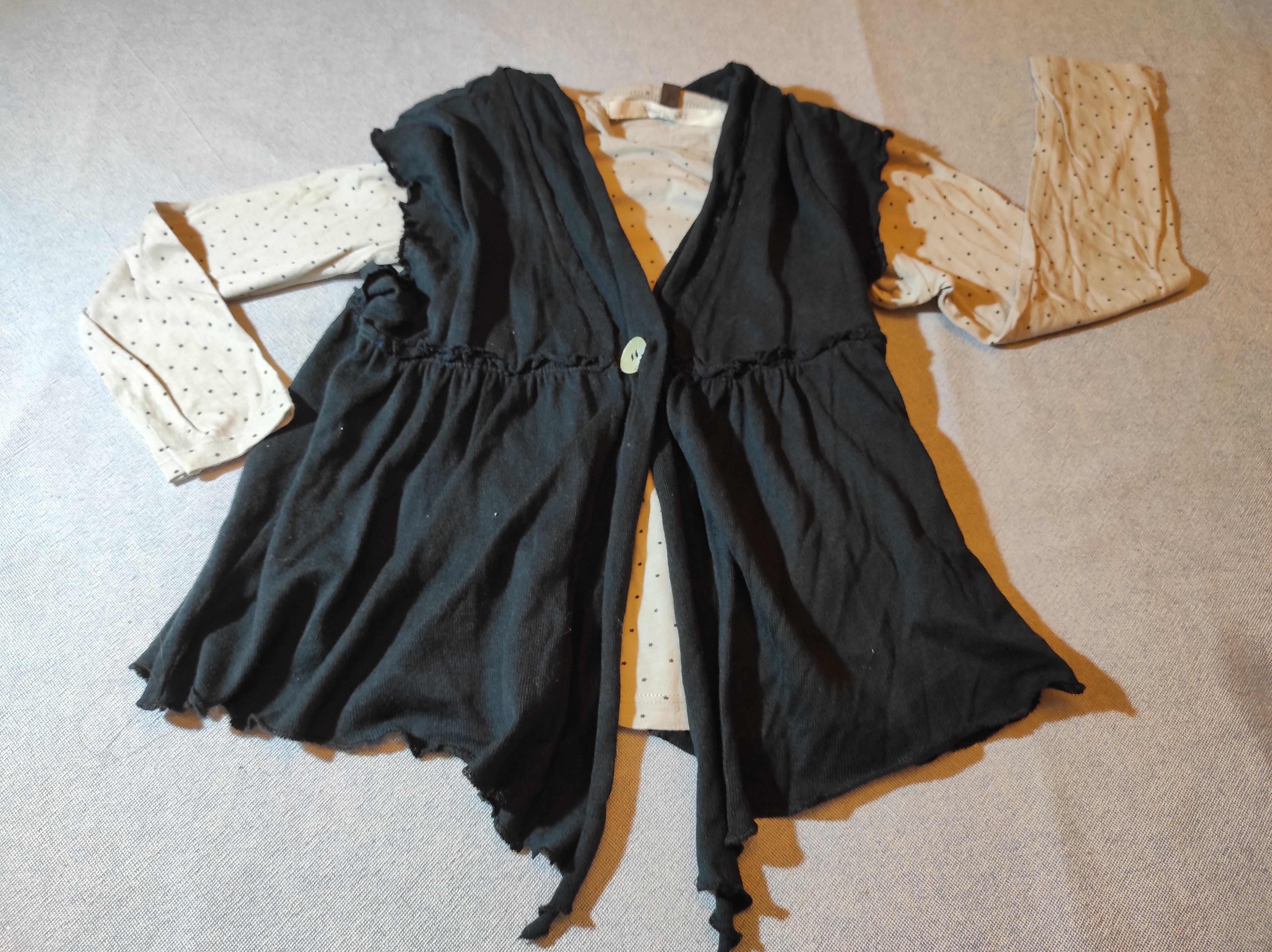 Ensemble 2pcs fin gilet noir+ T-shirt m.l  gris étoiles noires