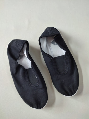 Sandales de gym noires, 31, moins cher chez Petit Kiwi