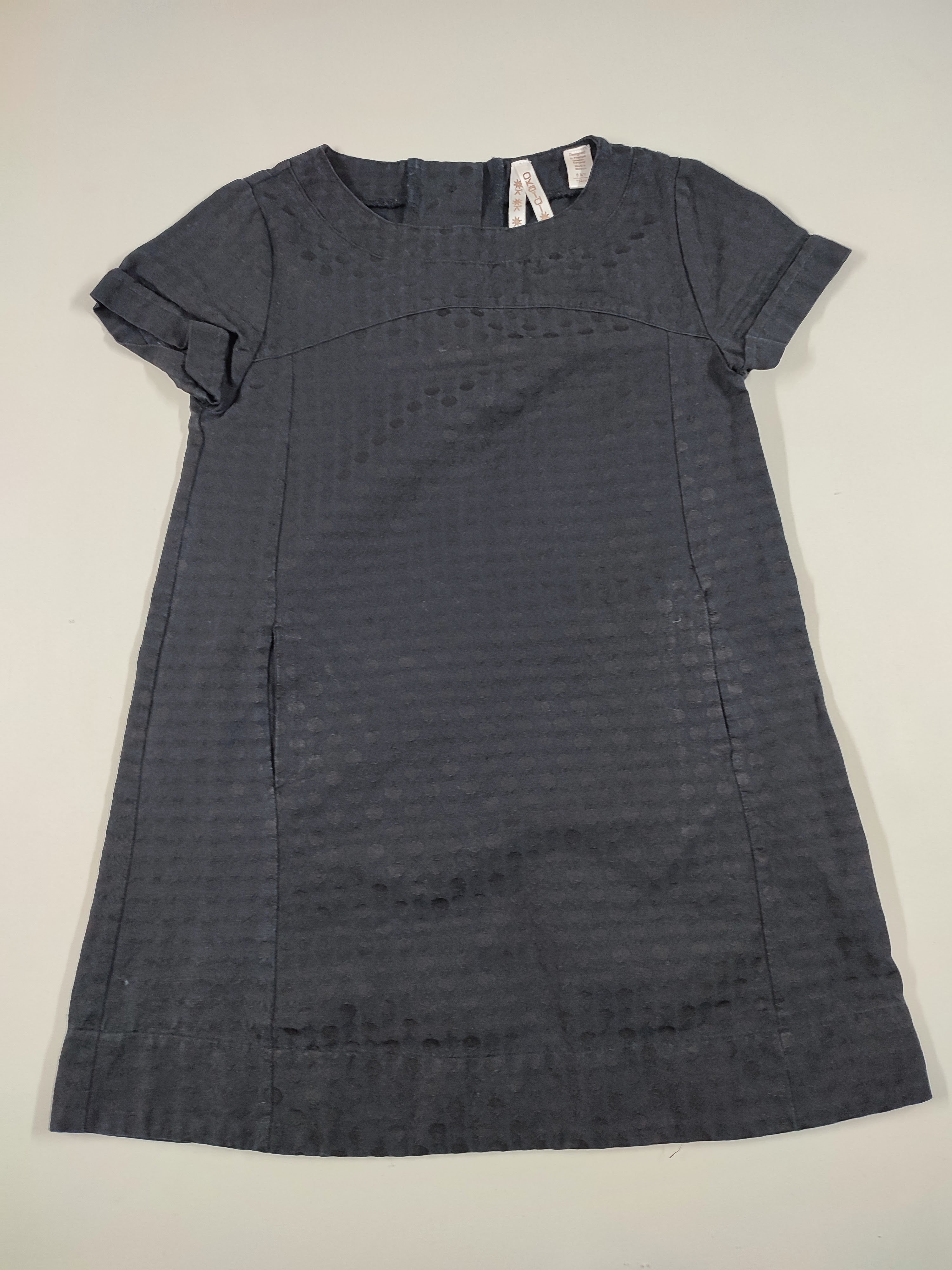 Robe m.c noire ronds en relief