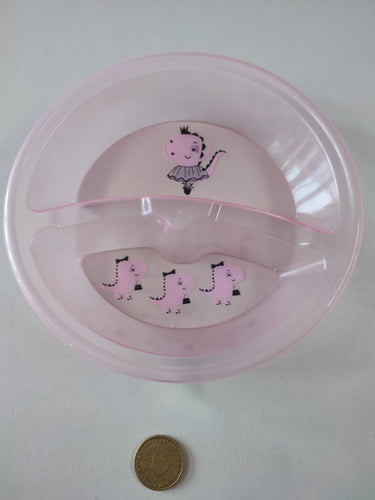 Assiette plastique 2 compartiments rose dinosaures, moins cher chez Petit Kiwi
