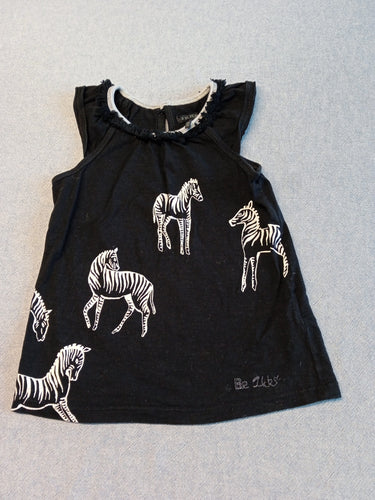 T-shirt s.m noir zèbres blancs, moins cher chez Petit Kiwi