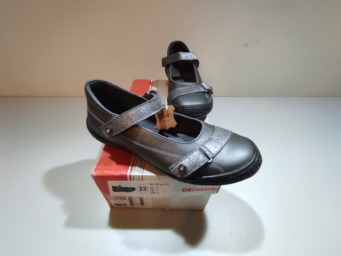 NEUVES Chaussures grises en cuir, fermeture velcro , 2 strass -33, moins cher chez Petit Kiwi