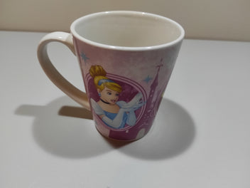 Tasse princesses (Cendrillon, Belle, Raiponce)