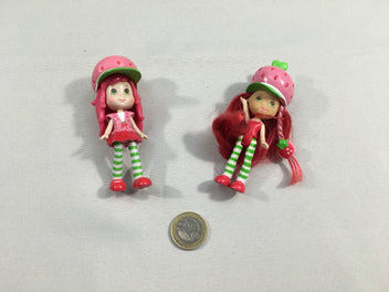 2 figurines Charlotte aux fraises