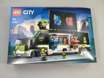 Neuf-Le camion de tournois de jeux vidéo 60388 +7a -Boite ouverte et abimée-contenu intact sachet scellé