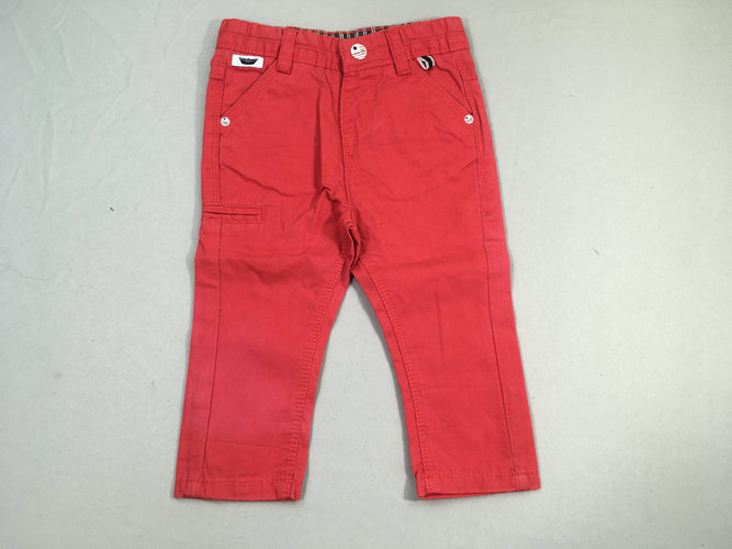 Pantalon chino rouge, décoloré par endroits, moins cher chez Petit Kiwi