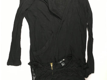 T-shirt s.m noir dentelle + gilet jersey noir