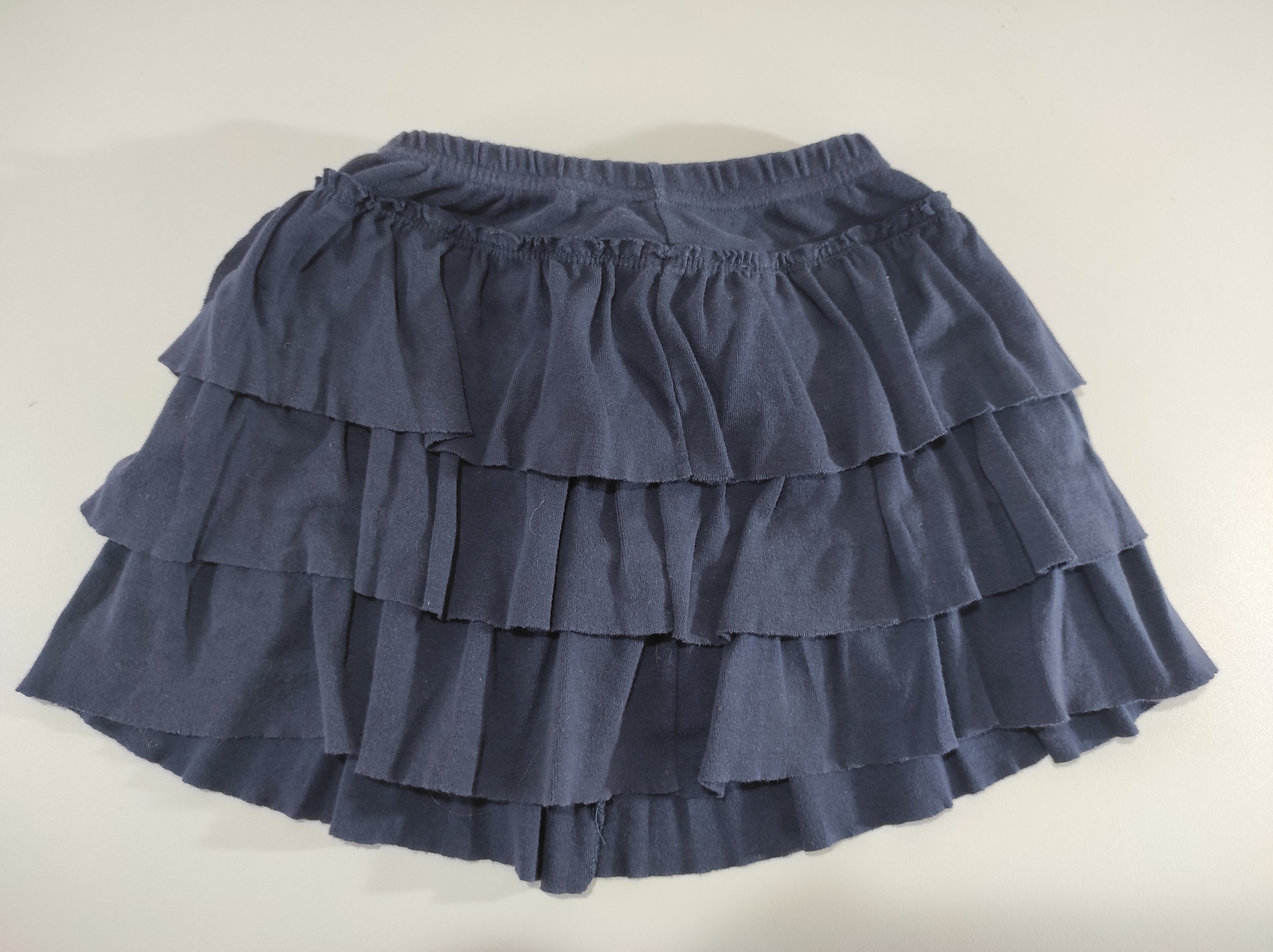 Jupe bleu marine à volants