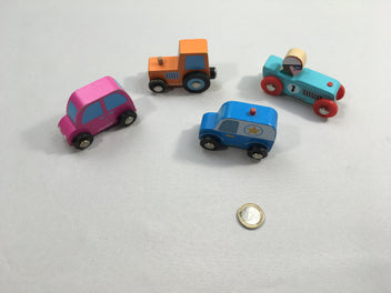4 petits véhicules en bois Janod