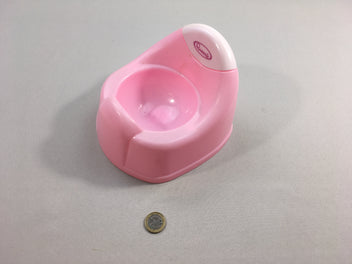 Petit pot rose pour poupon