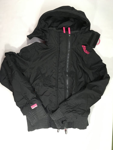 Veste noire zippée à capuche broderies roses, moins cher chez Petit Kiwi