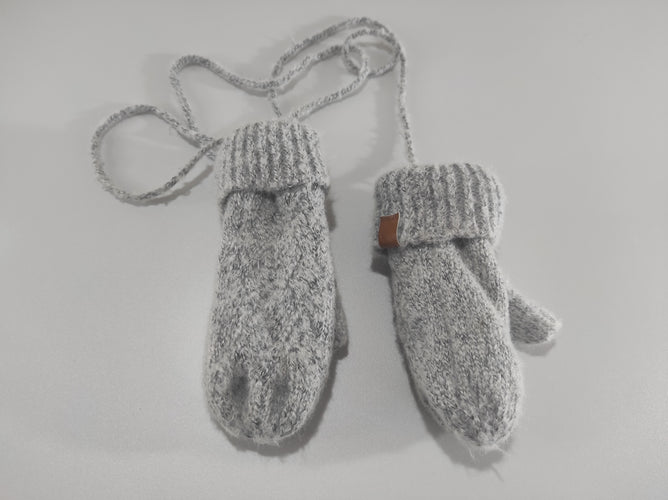 Moufles gris chiné, intérieur polar attachées ensemble par une ficelle, moins cher chez Petit Kiwi