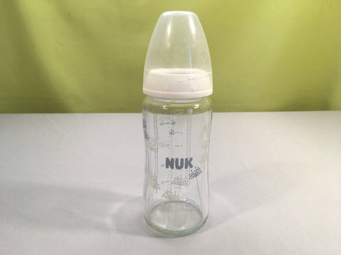 Biberon en verre Nuk 240ml (tétine non comprise) - seconde main