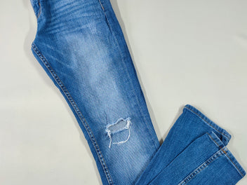 Jeans skinny effet eraillé troué au genou