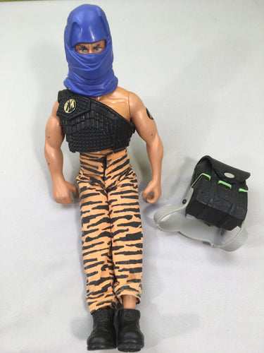 Figurine Action Man Ninja, moins cher chez Petit Kiwi