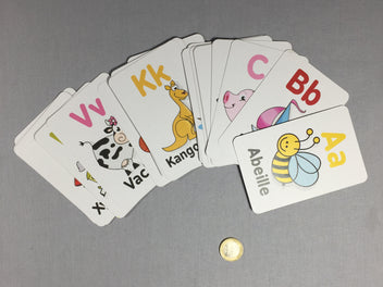 Jeu de cartes pour apprendre l'alphabet