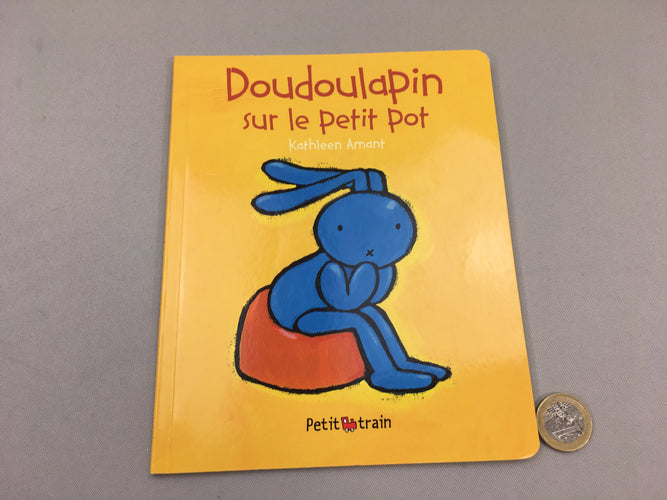 Doudou lapin sur le petit pot, moins cher chez Petit Kiwi