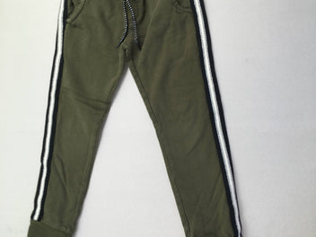 Pantalon molleton vert, liseret argenté, légèrement bouloché