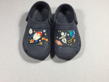 Chaussures/pantoufles style Crocs - bleu foncé - fusée et astronaute (25)