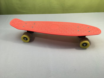 Planche de skateboard rouge plastique