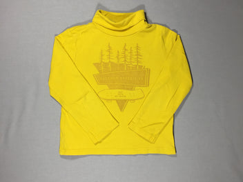 T-shirt col roulé jaune sapins