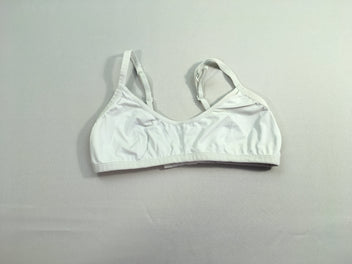 Soutien gorge blanc légèrement bouloché