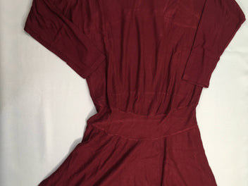 Robe de grossesse et d'allaitement Hayat molleton bordeau, légèrement boulochée